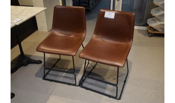 2 stoelen in bruine skai bekleed